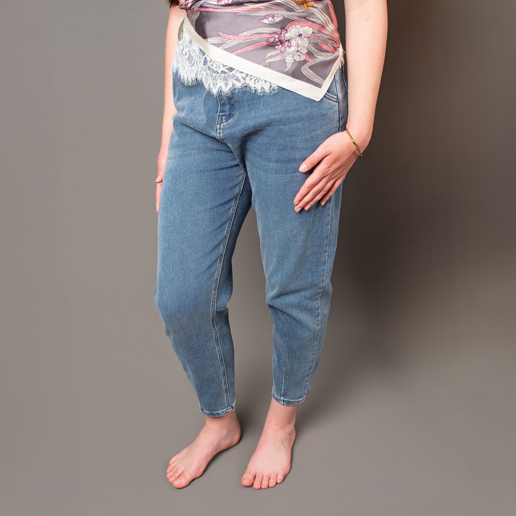 Jeans con foulard Camilla